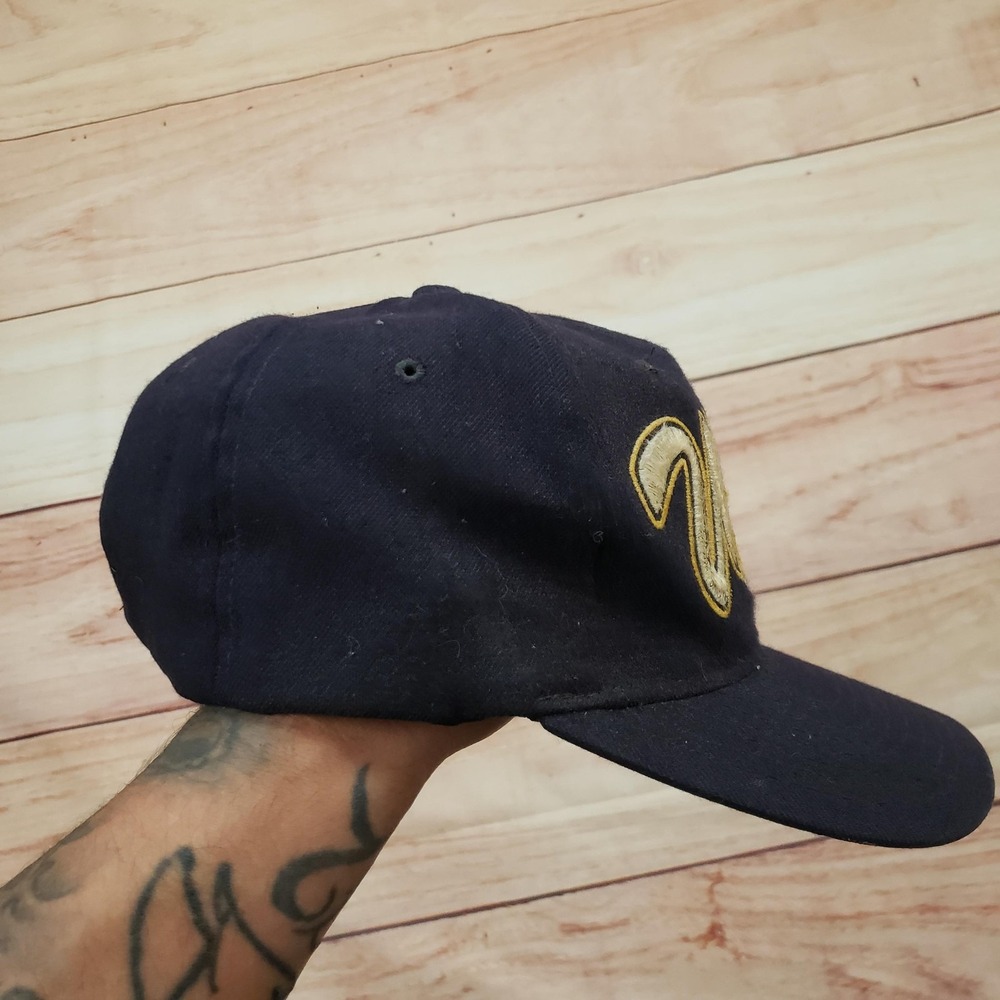 Vintage Michigan Wolverines Hat Cap Fitted Mens‎ 7-7 3/4 NCAA Starter 90s - Picture 3 of 11